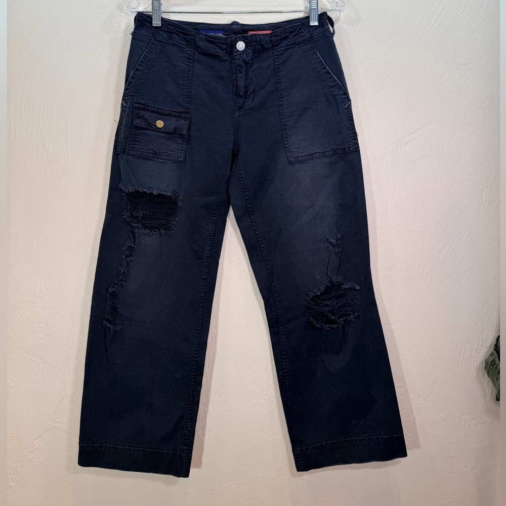 Pilcro Black Low Rise Distressed Pants - Picture 6 of 16
